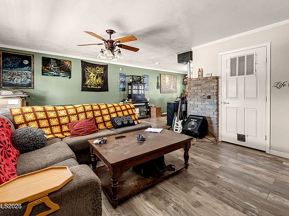 3rd image of 11577 Deodar Way