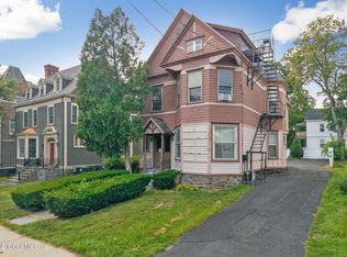 113 S Lake Ave, Albany, NY 12208