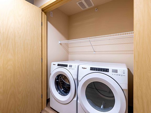 4th image of 8102 Evergreen Way #16699494