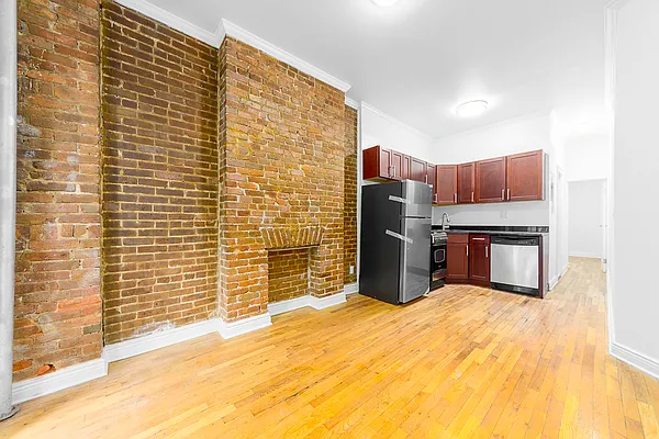 Rented by A&E Real Estate Management | media 1