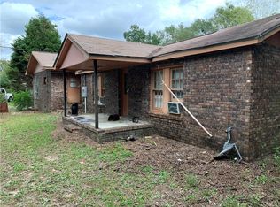 97 Woodland Dr, Phenix City, AL 36869