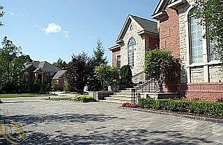 2nd image of 5598 Hampshire Dr