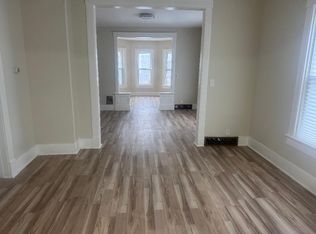 70-72 Elizabeth St #1, Amsterdam, NY 12010