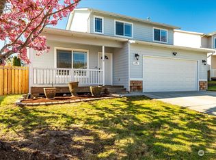 171 NW Cherry Hill Loop, Oak Harbor, WA 98277