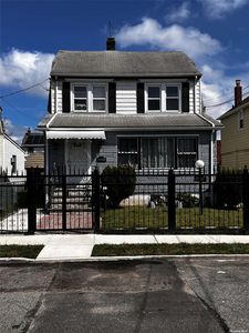 119-39 194th Street, Saint Albans, NY, 11412