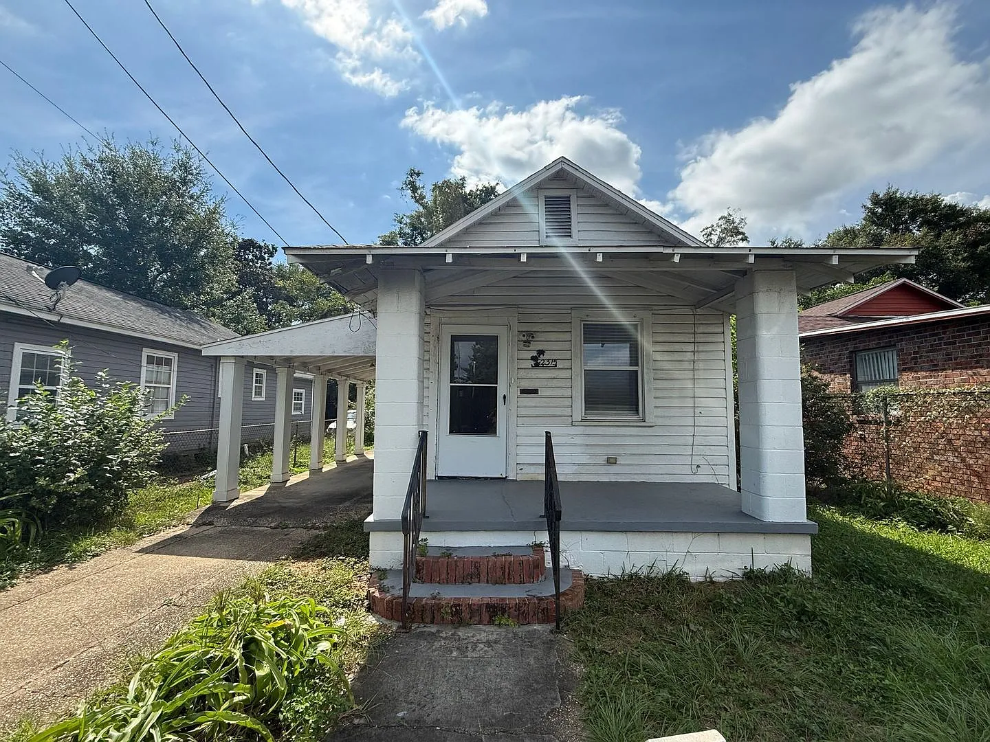 Pensacola - 3 bedroom, 1 bathroom - Old Style Shotgun Home with Original Charm — Photo 1