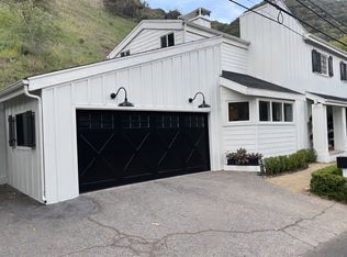 2964 Mandeville Canyon Rd, Los Angeles, CA 90049