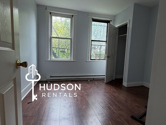 4th image of 114 Neptune Ave APT 2R