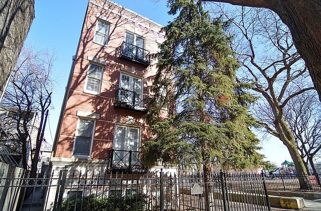 1st image of 1048 W Lill Ave