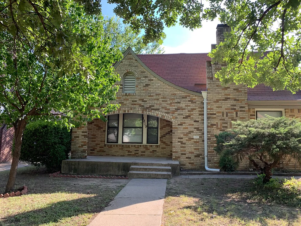 Building Photo - 1819 Homan Ave