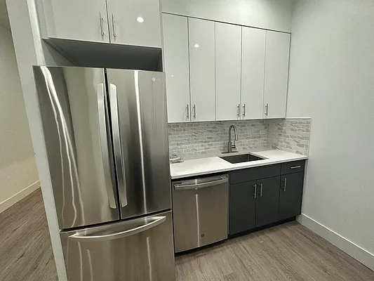 Rented by Oxford Property Group | media 11