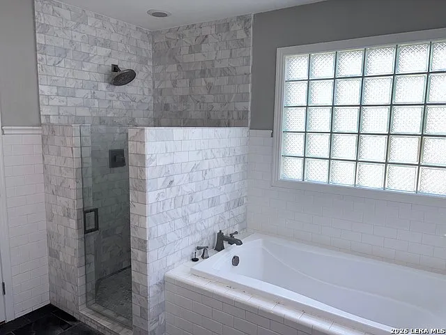737 Morningside Dr — Photo 24