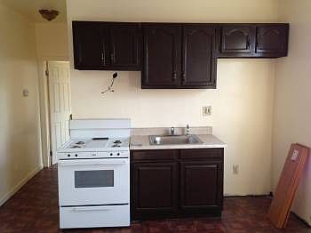 2nd image of 339 Johnston Ave APT 3L