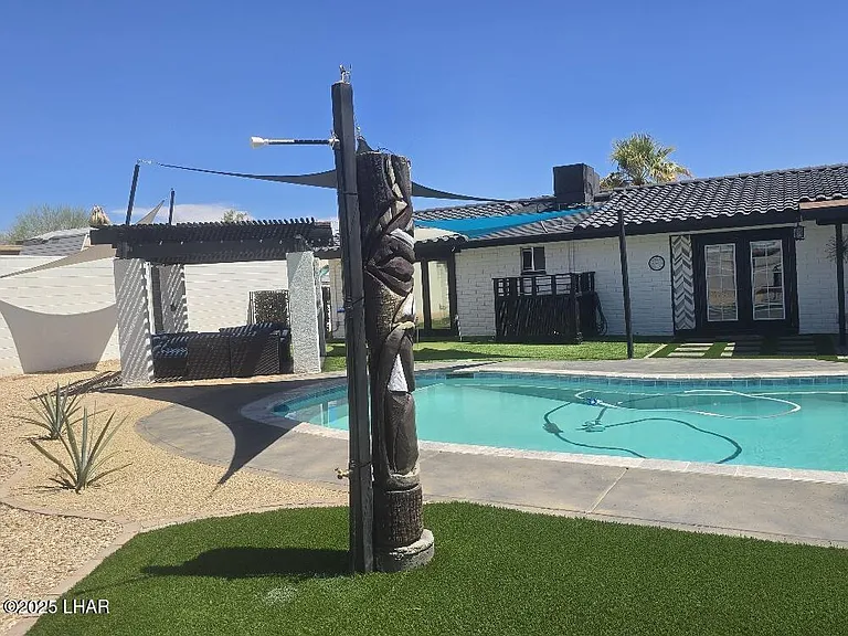 2715 Shasta Ln — Photo 56