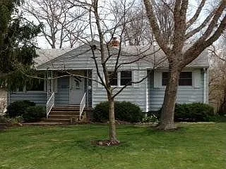 3704 Scottley Dr photo 1