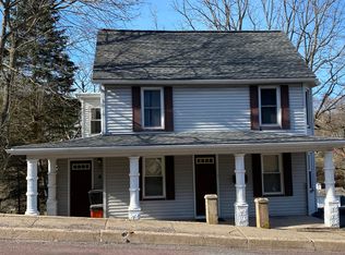 282 Hudsondale St, Weatherly, PA 18255