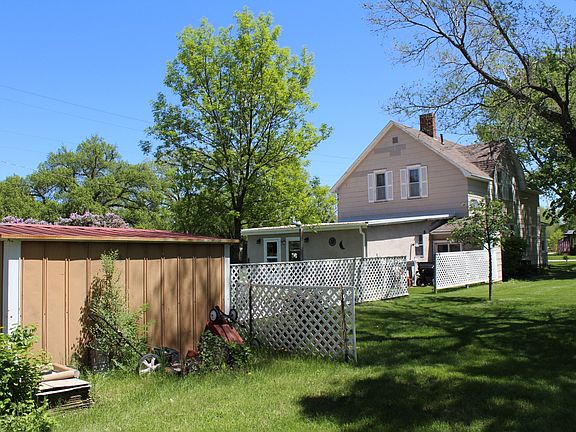 5th image of 587 N Cedar St