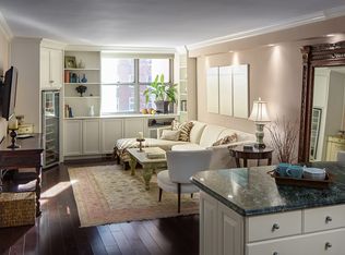 32 Gramercy Park S APT 3A, New York, NY 10003