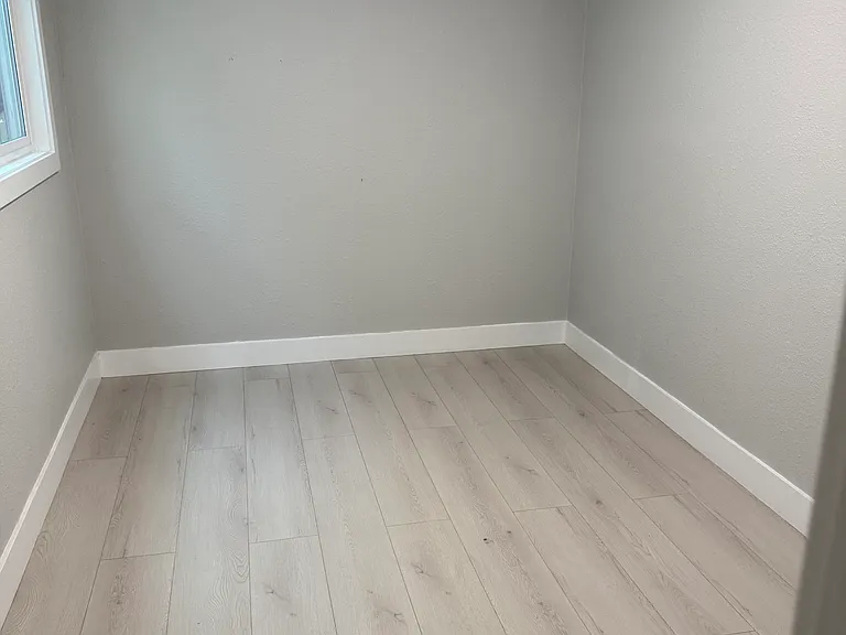 2834 Abbey St — Photo 13