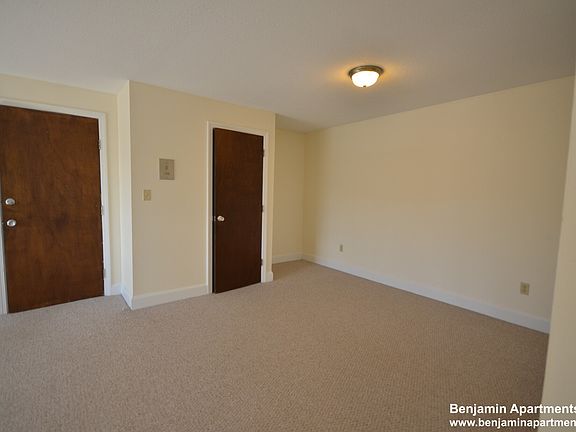 5th image of 8 Brattle Dr APT 8