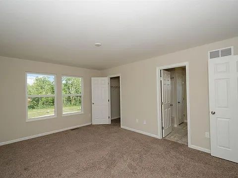 5th image of 1544 Bear Lake Dr
