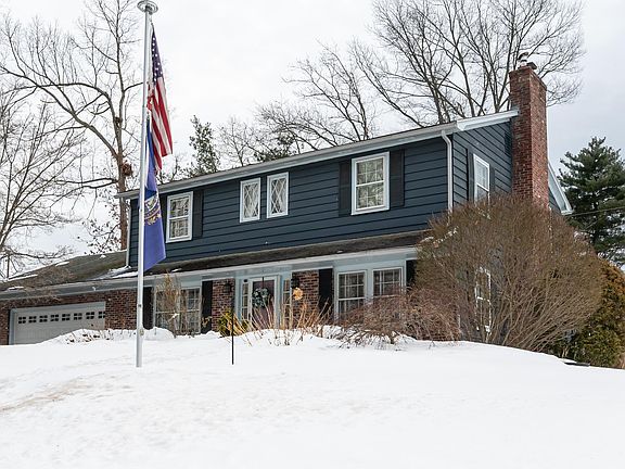 2nd image of 51 Farmington Road