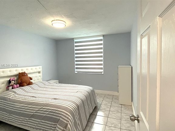 2nd image of 9440 Fontainebleau Blvd APT 217