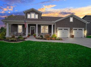 2304 Nottingham Dr, Valparaiso, IN 46383