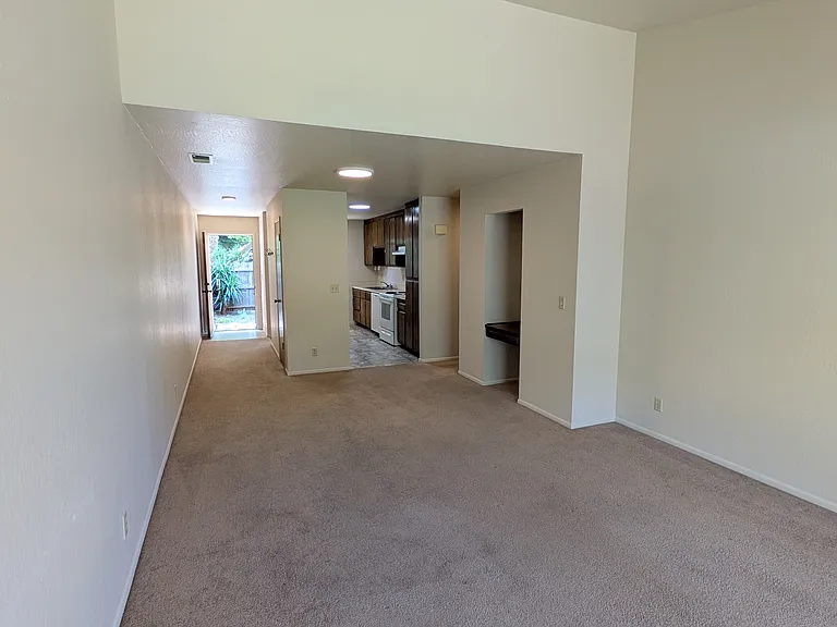 285 Saint Michael Ct #B — Photo 11