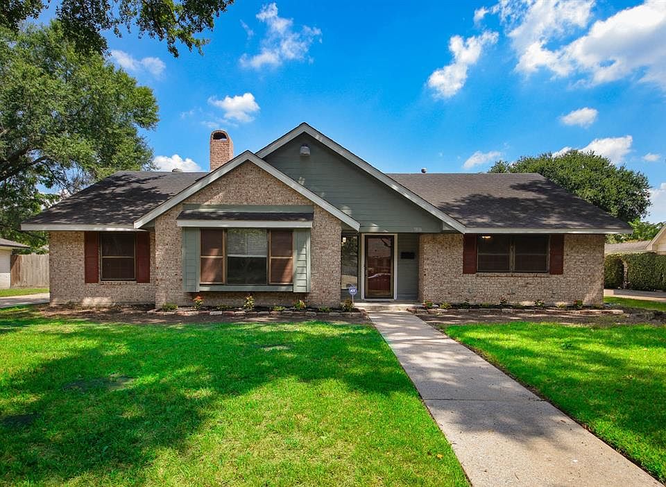 1st image of 7806 Clarewood Dr