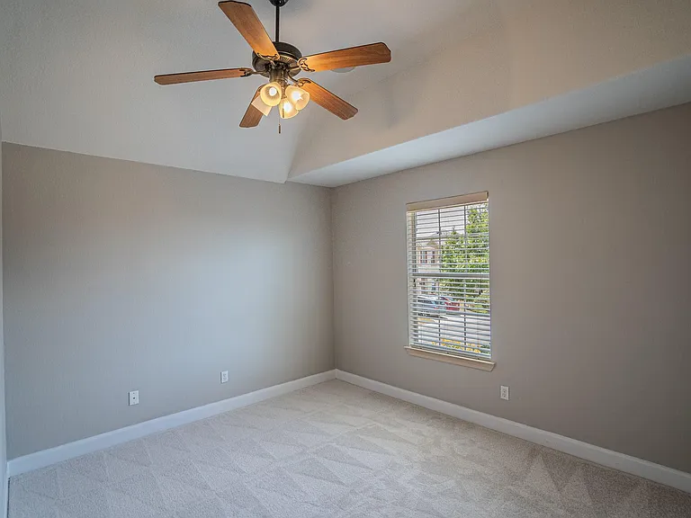 16 Mountain Terrace Cv — Photo 19
