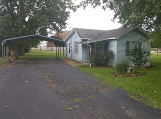 617 S 4th Ave, Danville, IL 61832