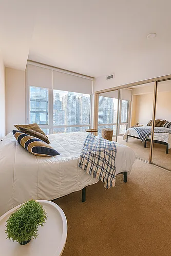 501 Yonge St #2205 Photo 1