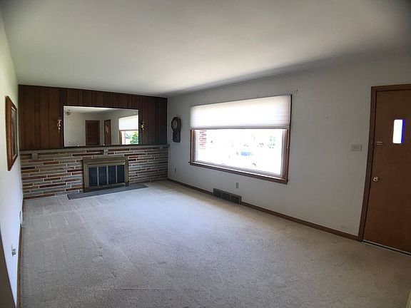2nd image of 368 35th St SW