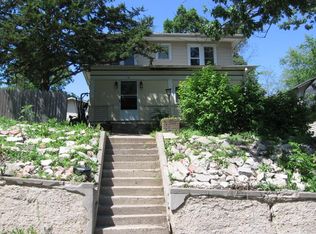 16 2nd St SE, Faribault, MN 55021