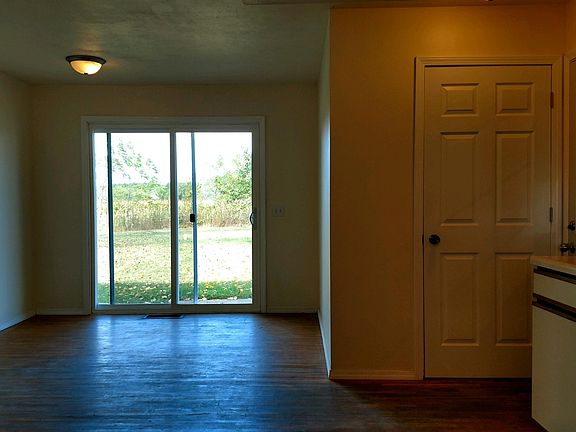 3rd image of 9528 W Xy Ave