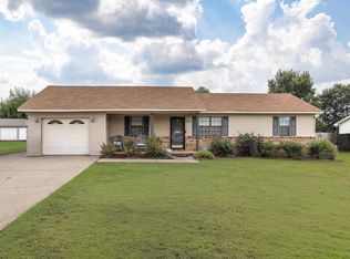 1922 Beverly Ave, Muscle Shoals, AL 35661