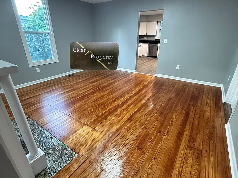 604 Poplar St — Photo 8