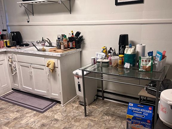 5th image of 1907 Capers Ave APT 3