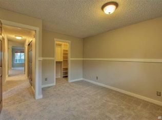 3233 NE 12th St APT 112, Renton, WA 98056