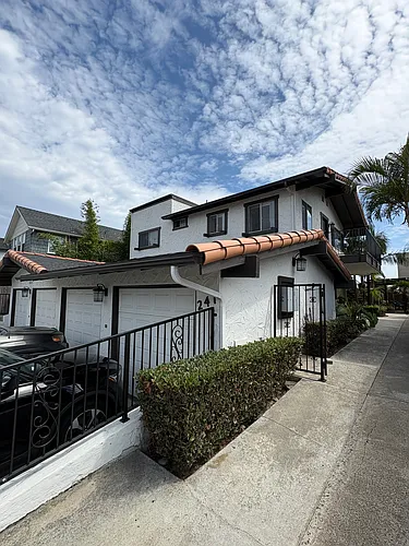 247 Avenida Montalvo #3 Photo 1