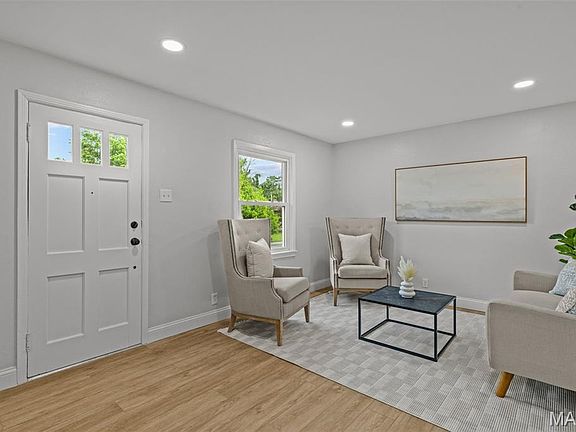4th image of 11304 De Runtz Ave
