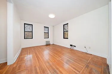 222 Seaman Avenue #A6 image 1 of 11