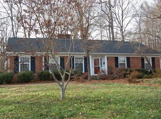 1107 McDowell Dr, Greensboro, NC 27408