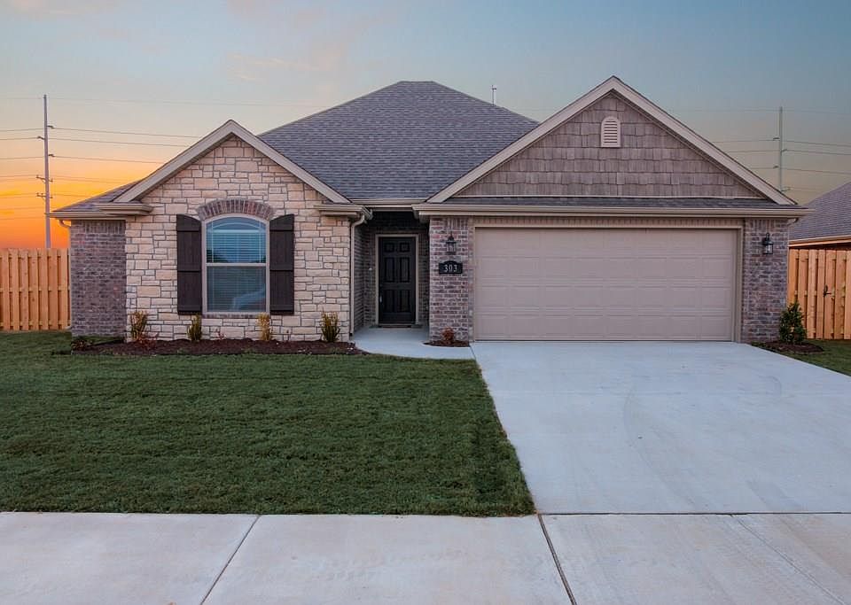 1st image of 303 N Dinmant Ln