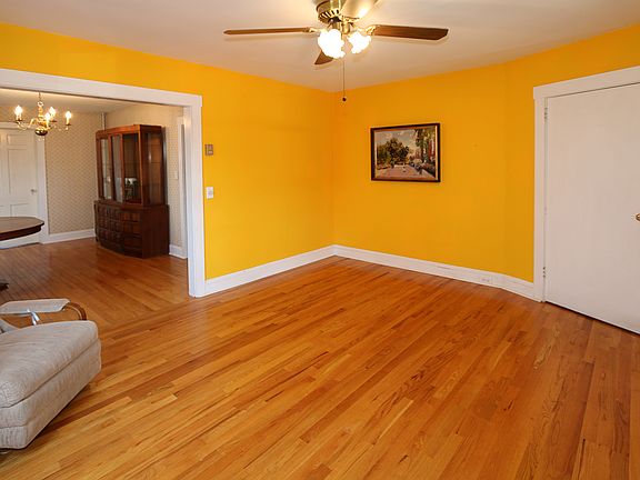 5th image of 23 Beechwood Ave