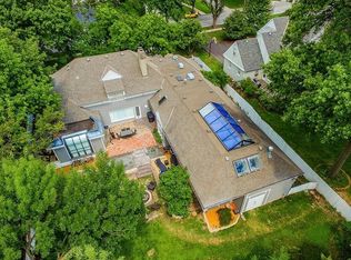 1215 W 63rd St, Kansas City, MO 64113