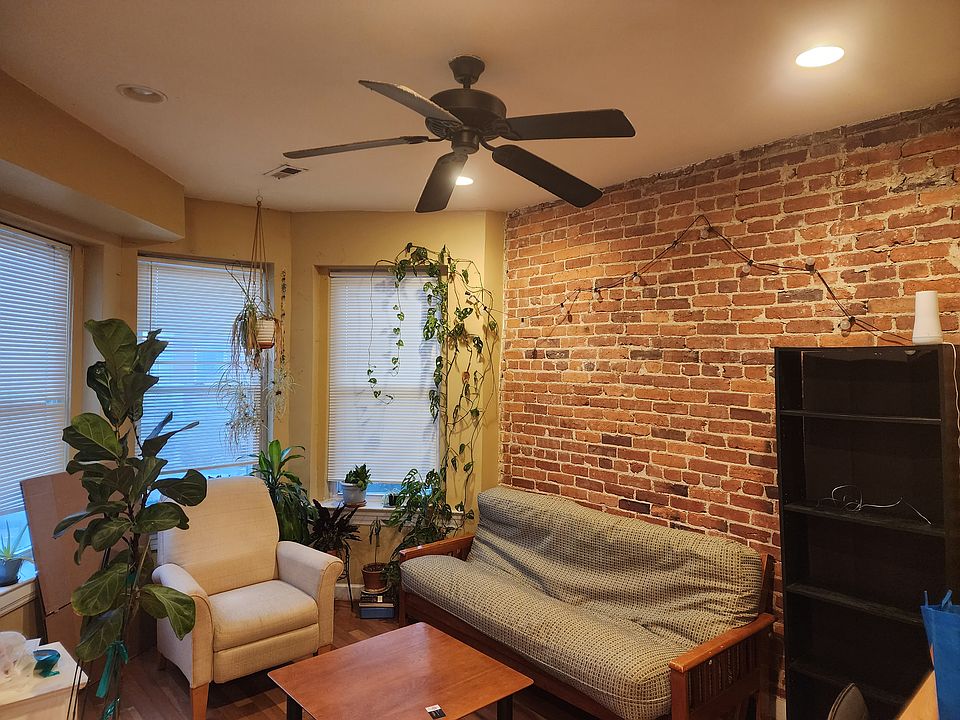 2nd image of 3022 11th St NW