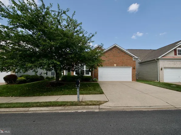 1842 Faversham Way, Woodbridge, VA 22192