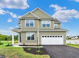 129 Eli Dr, York, PA 17404